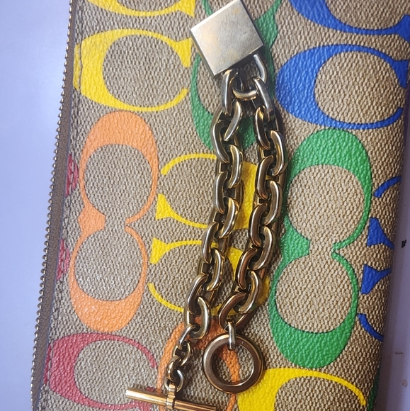 MICHAEL KORS Logo Padlock Charm Bracelet in Rose Gold - Picture 4 of 4